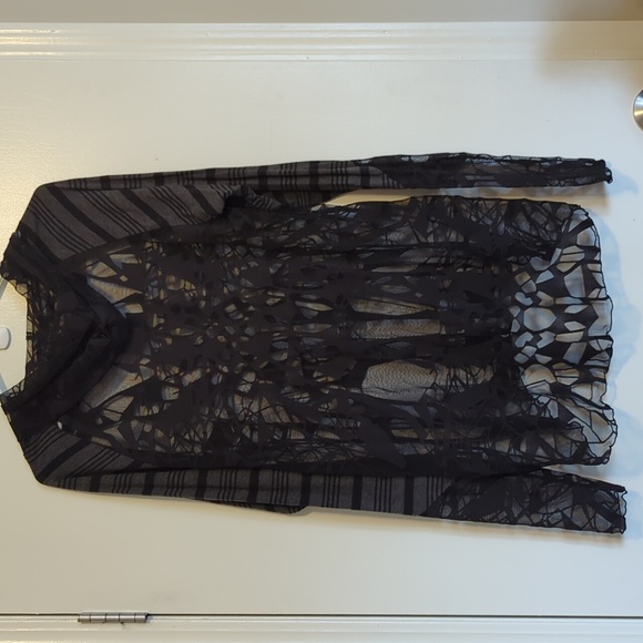 Nikki Babie Long Black Lace OuterTop/Cover-up - Picture 5 of 7